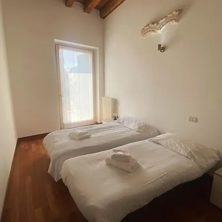 Juliet's Terrace Free Park דירה ורונה