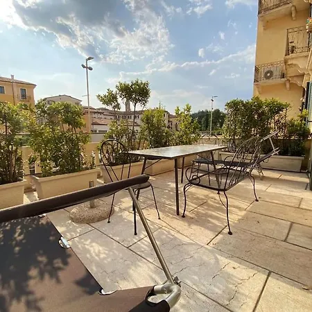 דירה Juliet's Terrace Free Park ורונה