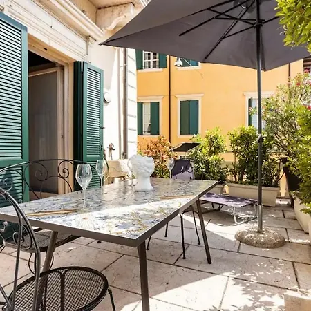 דירה Juliet's Terrace Free Park *