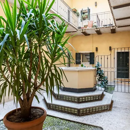 Juliet's Terrace Free Park