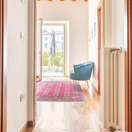 דירה Juliet's Terrace Free Park *