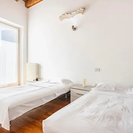 דירה Juliet's Terrace Free Park ורונה