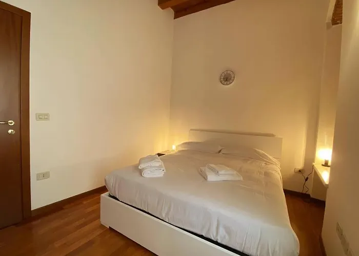 شقة Juliet's Terrace Free Park فيرونا