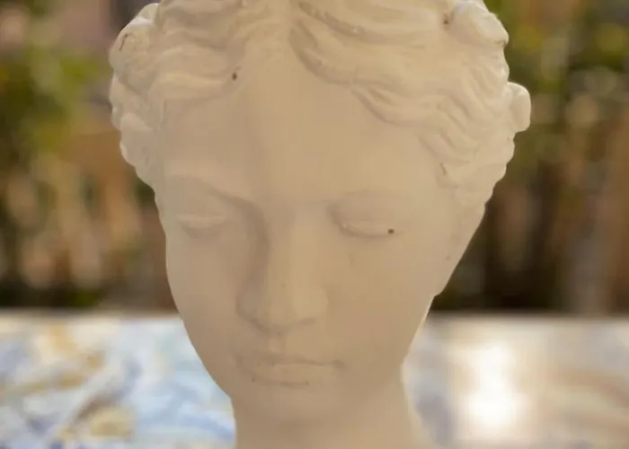 Juliet's Terrace Free Park *