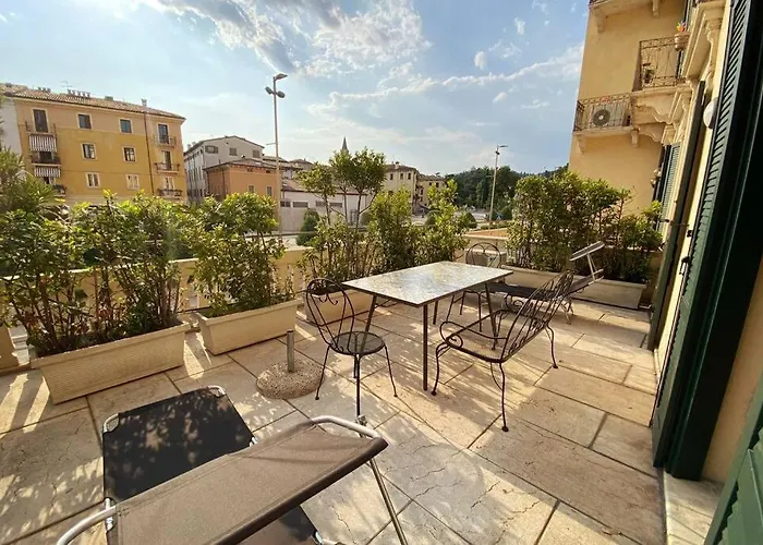 Juliet's Terrace Free Park شقة