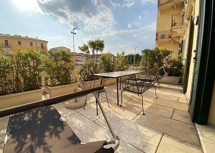 شقة Juliet's Terrace Free Park فيرونا